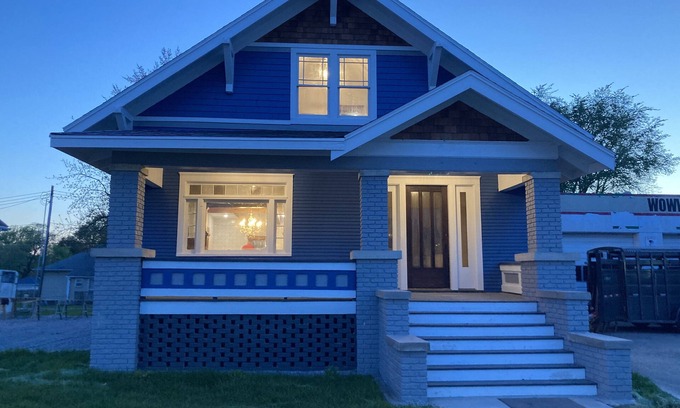 Chillicothe House | Historic 1919 Craftsman Home on Washington Street!