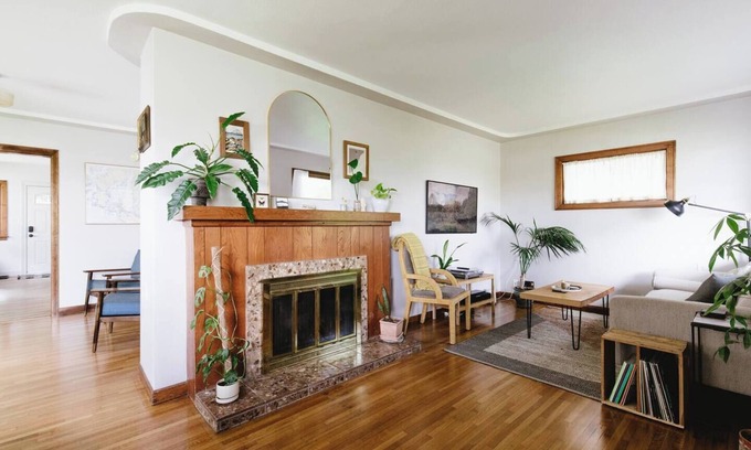 North End House | Historic 2-bedroom home in Tacoma - Quiet escape close to everything