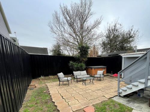 Mid-City House | Historic Cottage 3 mins to the French Qtr. Sleeps 12