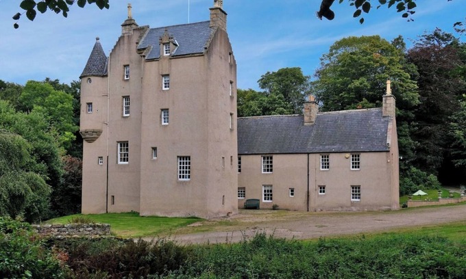 Insch Other | Historic Fairytale Lickleyhead Castle