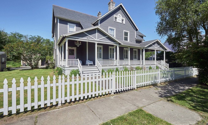 Hammond House | Historic Fort Steven Officers Quarters