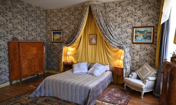 Chateau-Thierry Villa | Historic house in the land of Jean de La Fontaine ideal for friends or family