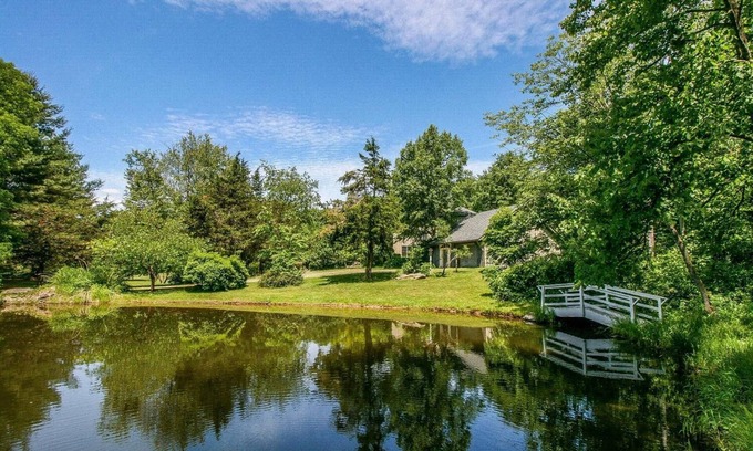 Taghkanic House | Historic Hudson Valley Barn Complex with Relaxing Grounds