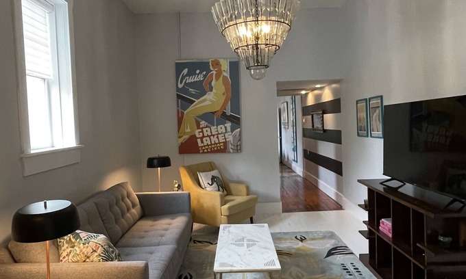 Frankfort Apartment | Historic loft apartment in downtown Frankfort, TWO blocks from Lake Michigan!