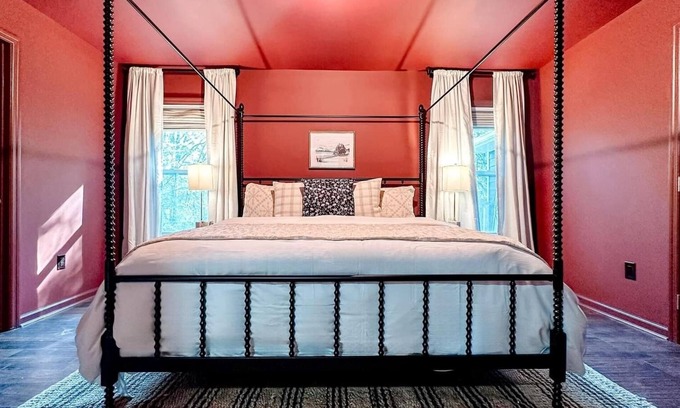 Thompson's Station Cottage | Historic Station House Rustic Charm with Modern Comfort