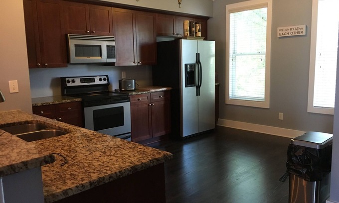 Atlanta House | Historic Westside Town Home in Downtown Atlanta