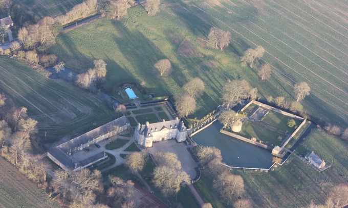 Fontenay-sur-Mer Other | HISTORIC XVII CENTURY CASTLE IN NORMANDY