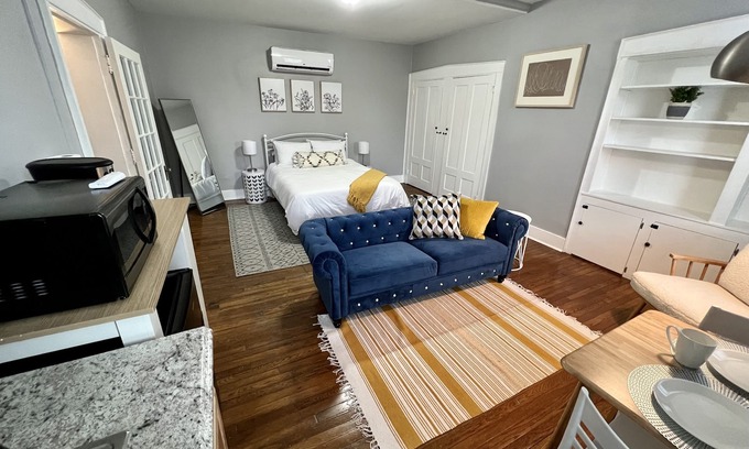 Cumberland Apartment | Historical loft, 2 Blocks from Trail & Downtown
