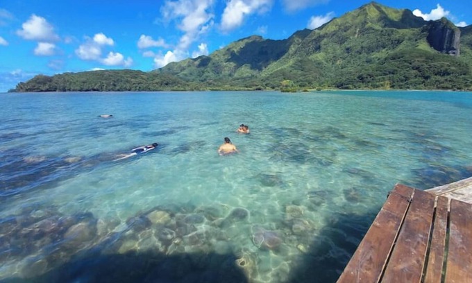 Teahupoo House | Hitinui and Tiarenui house