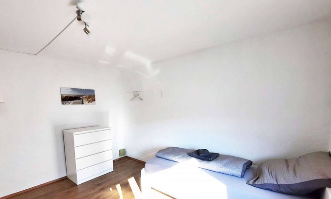 Oberboihingen Apartment | HÖ01 large apartment with dryer and washing machine