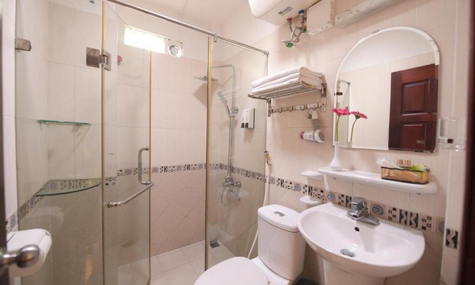 Old Quarter Bed & Breakfast | Hoan Kiem Lake View