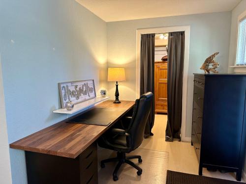 Port Orchard Apartment | Hobby farm with goats and views of horses