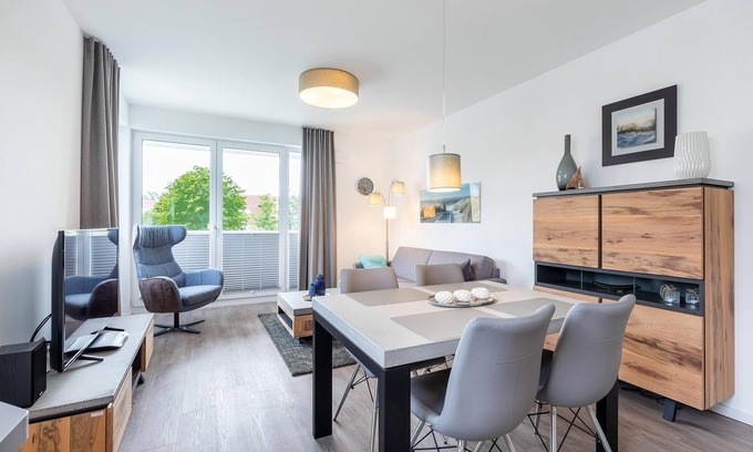Boltenhagen Apartment | Hochwertiges Ferienapartment mit Sonnigem Balkon und nur 200 m zum Ostseestrand