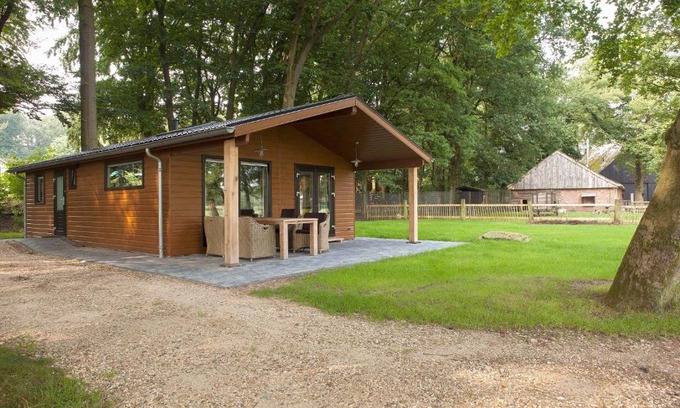 Hezingen House | Hoeve Springendal Erf&Bron