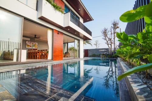 Cua Đai House | Hola Villa 1 by Ovui