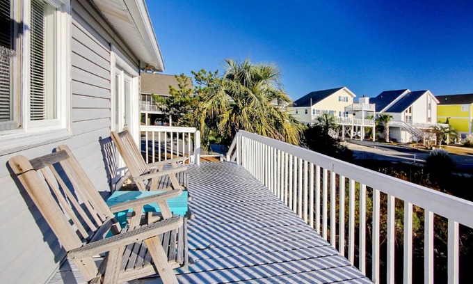 Holden Beach House | Holden onto Sunshine