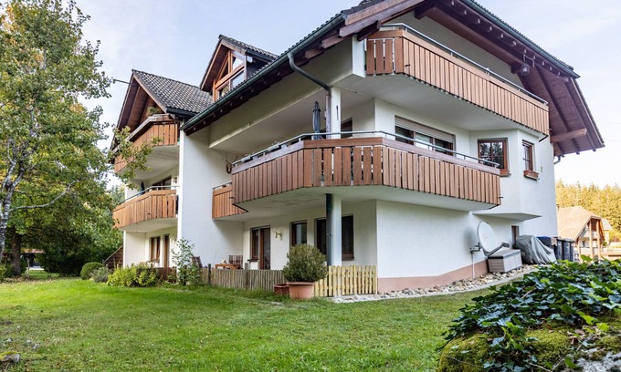 Blasiwald Apartment | Holiday Apartment "Ruheoase" with Private Terrace and Wi-Fi