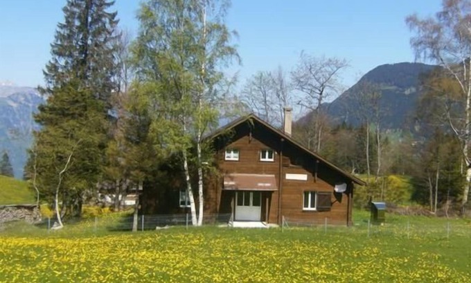 Buerglen Ski Chalet | Holiday apartment Haldi b. Schattdorf for 1 - 7 persons with 2 bedrooms - Chalet
