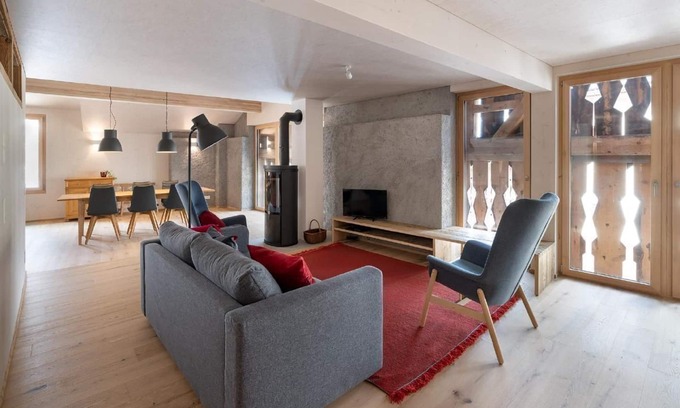 Berguen Apartment | Holiday apartment Bergün/Bravuogn for 1 - 5 persons with 2 bedrooms - Holiday apartment in one or
