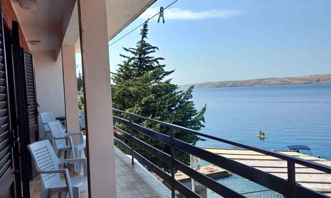 Lukovo Sugarje Apartment | Holiday apartment with air conditioning directly at the sea
