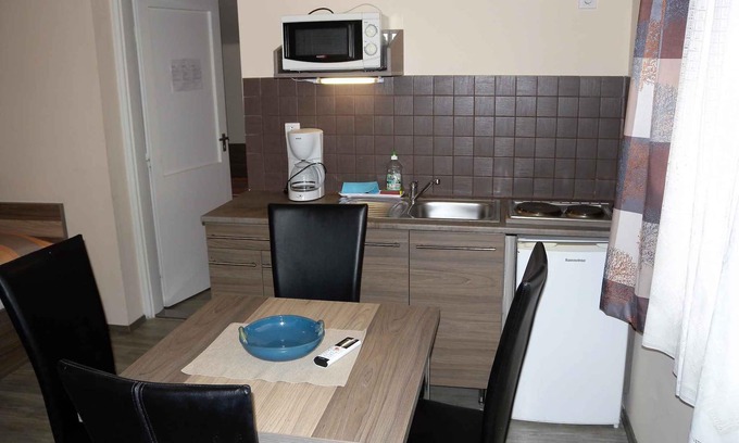 Balatonfoldvar Apartment | Holiday apartment child-friendly with internet and barbecue facilities