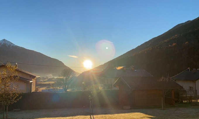 Obervellach Apartment | Holiday Apartment "Bergzauber Mit Bergblick" with Mountain View, Balcony & Wi-Fi