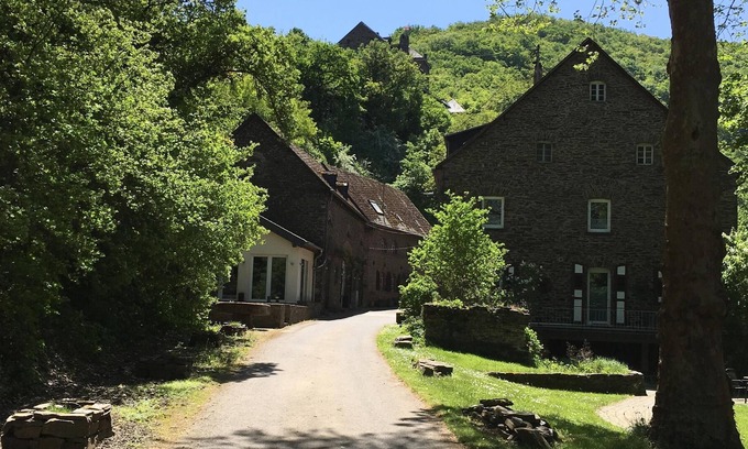 Treis-Karden Apartment | Holiday apartment Burg Treis in the Wildburgmühle
