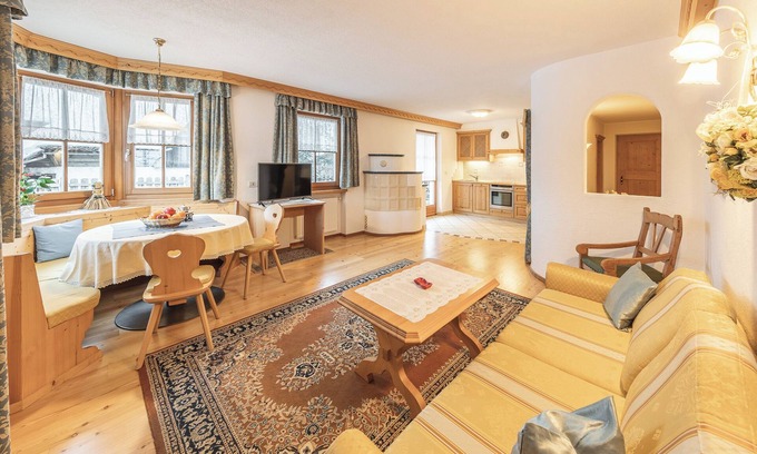 Mareo Apartment | Holiday Apartment "Désirée Dolasilla" with Balcony, Mountain View, Wi-Fi & TV