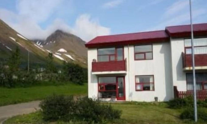 Flateyri Apartment | Holiday apartment Flateyri for 1 - 3 persons with 2 bedrooms - Holiday apartment