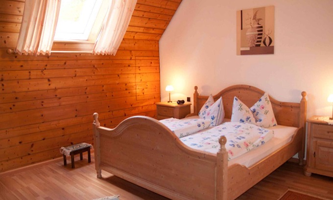Kirnbach Apartment | Holiday Apartment 'Fuchsbau' with Mountain View, Shared Pool and Wi-Fi
