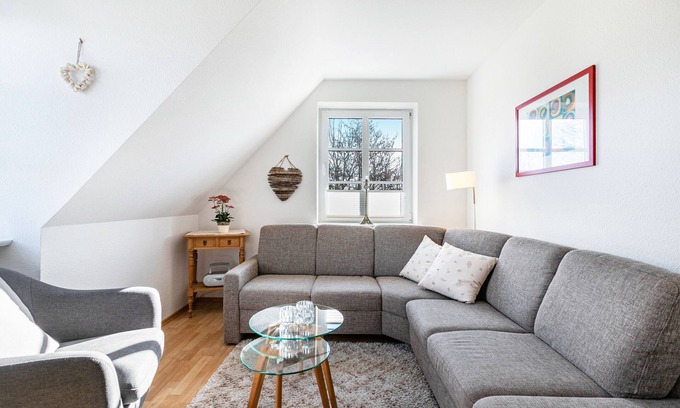 Klanxbuell Apartment | Holiday Apartment Herzmuschel with Shared Terrace, Garden and Wi-Fi