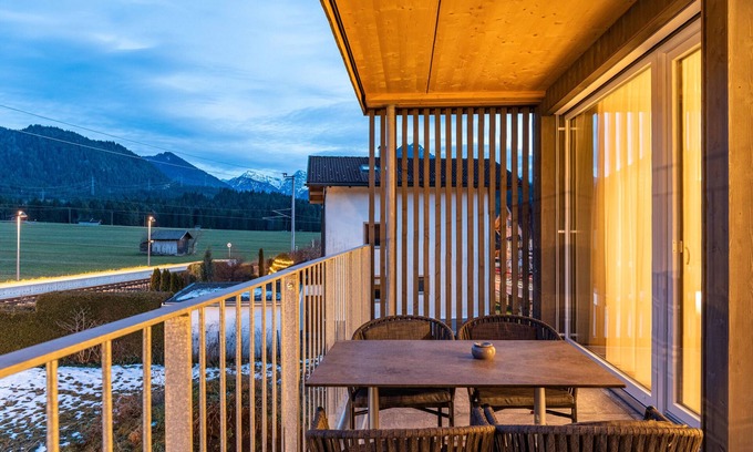 Pflach Apartment | Holiday Apartment "Hotel Zum Schwanen - 6" with Mountain View, Shared Terrace & Wi-Fi