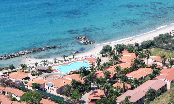 Turiano Apartment | Holiday apartment with air conditioning, pool and balcony or terrace