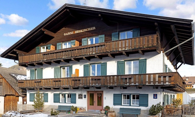 Valdaora di Sopra Apartment | Holiday Apartment “Kruma - Waggile 1” with Mountain View, Wi-Fi & Balcony