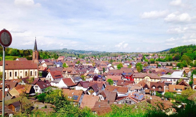 Lahr Apartment | Holiday apartment Lahr for 1 - 12 persons with 3 bedrooms - Holiday apartment