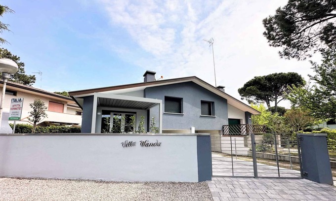 Bibione Lido dei Pini Apartment | Holiday apartment near the sea with private garden