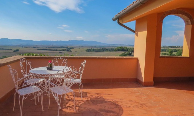 Pomaia Apartment | Holiday apartment Pomaia for 1 - 5 persons with 2 bedrooms - Holiday apartment