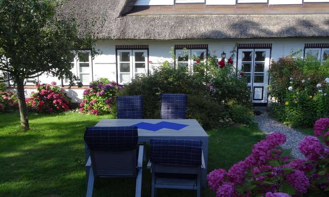 Pommerby Apartment | Holiday apartment Pommerby for 1 - 2 persons with 1 bedroom - Holiday apartment in one or multi-fami