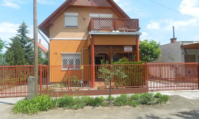 Cserkeszolo Apartment | Holiday apartment with a nice location