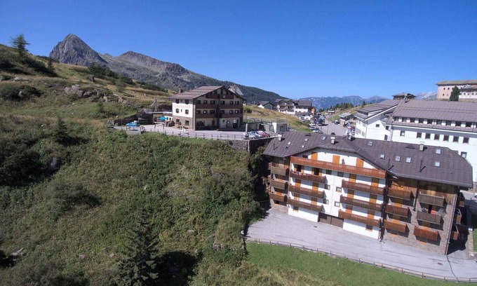 Passo Rolle Apartment | Holiday apartment with balcony