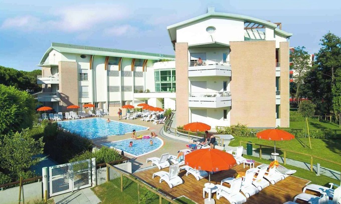 Bibione Pineda Apartment | Holiday apartment with balcony and air conditioning