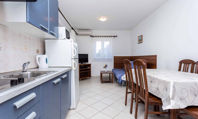 Baska Apartment | Holiday apartment with view of the mountains