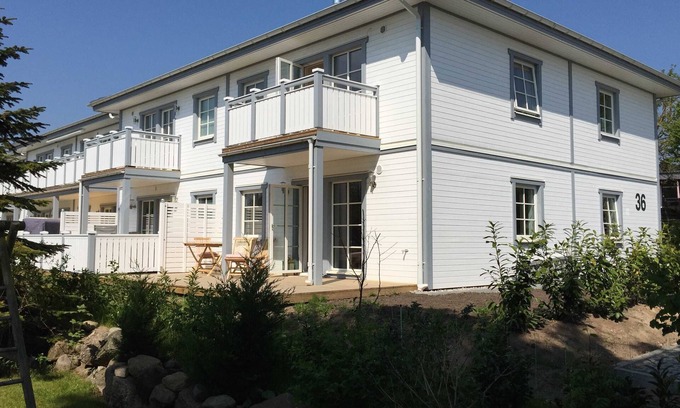 Rettin Apartment | Holiday arch steel, 70m² with terrace - Apartment sheet steel