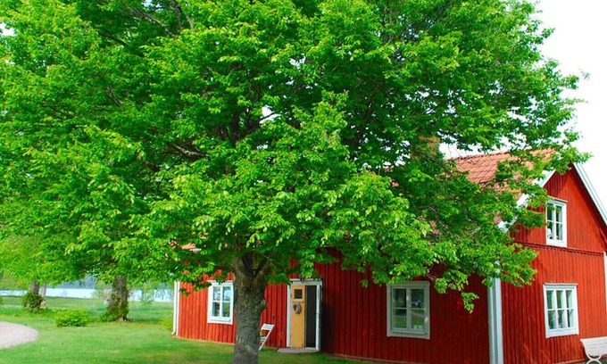 Osterbymo House | Holiday directly on Lake Östra Lägern