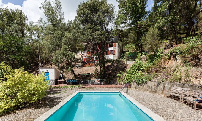Sant Pere de Vilamajor Ski Chalet | Holiday Home 'Casa en el Montseny' with Private Pool, Mountain Views and Garden