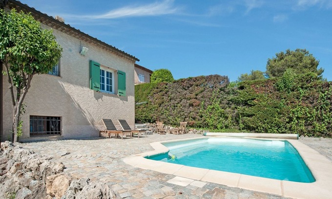 Saint-Jean House | Holiday Home near French Riviera with Pool