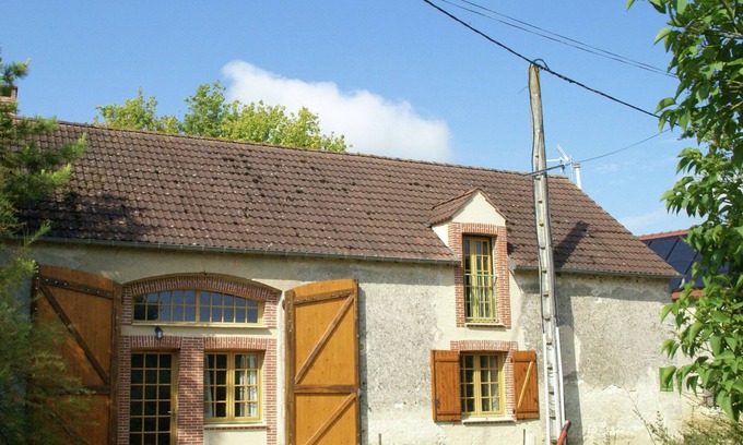 Treilles-en-Gatinais House | Holiday home in Treilles-en-Gâtinais with garden