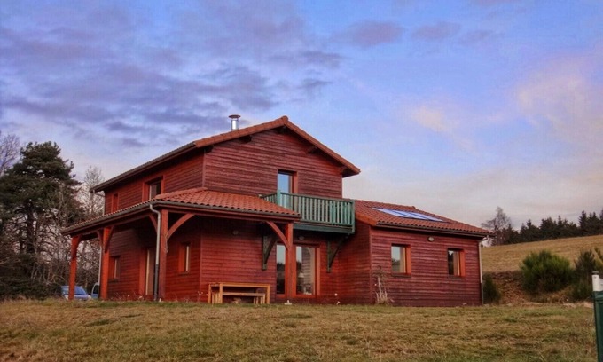 Saint-Germain-lʼHerm House | Holiday house for rent in Auvergne