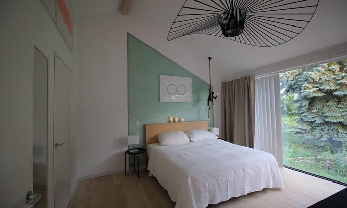 Buedingen House | Holiday Home '120 m² Architect's House' with Private Terrace, Wi-Fi and Air Conditioning
