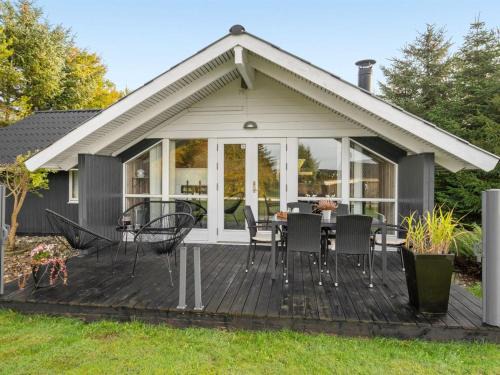 Trend House | Holiday Home Aenne - 500m to the inlet by Interhome